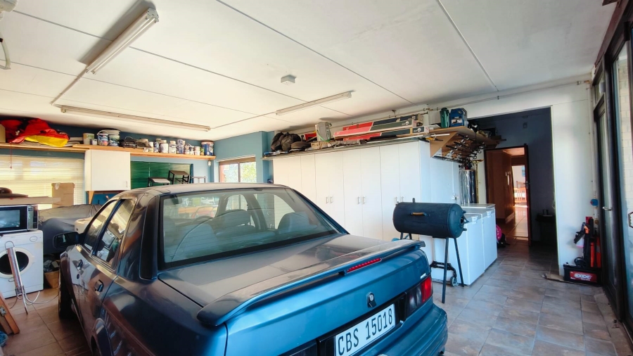 7 Bedroom Property for Sale in Bayview Western Cape